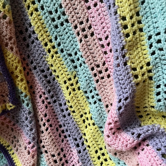 Handmade Crochet Baby Blanket - Picture 7 of 9